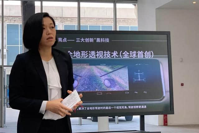 曾经的最美路虎换代了 全新一代揽胜极光怎么样？