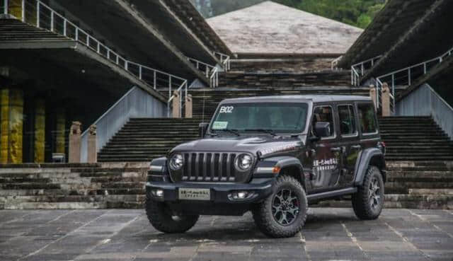 硬派越野车型上市，Jeep新一代牧马人售价42.99万-53.99万元！