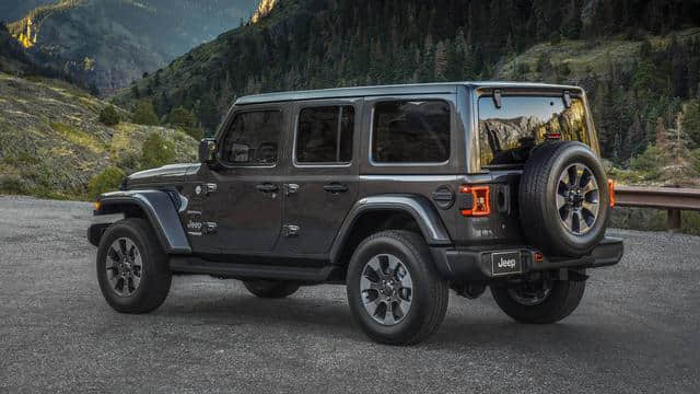 全新Jeep牧马人2.0T售价曝光 卖46.99万元！这价格你觉得值吗？