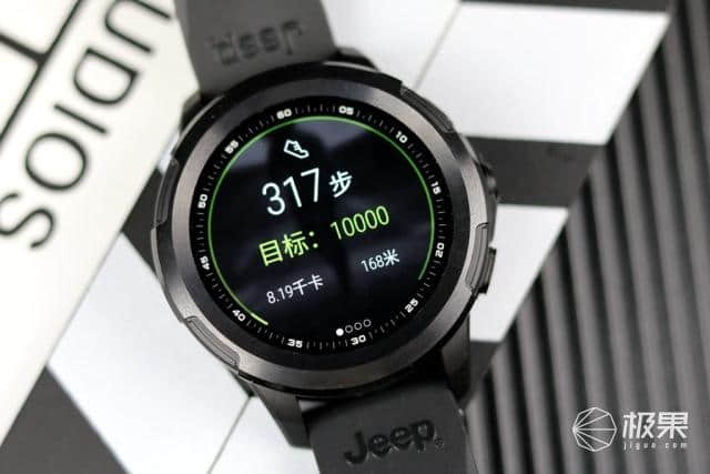 Jeep插足通信领域？Jeep智能全境界腕表，4G全网通