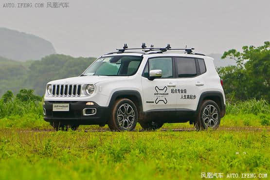 Jeep自由侠新增1.4T手动 售13.48万