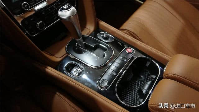 18款宾利飞驰V8S 优雅与尊贵的代名词 这才是豪车的真姿态