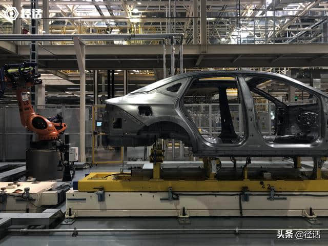 探访广汽传祺Aion.S汽车工厂，太阳能天窗让人想到比亚迪F3DM