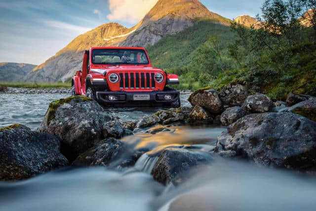 全球偶像级SUV丨全新一代Jeep牧马人公布国内售价42.99万元起