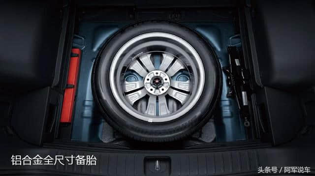 动力充沛油耗8L紧凑型SUV，全新途胜1.6T匹配7DCT变速箱