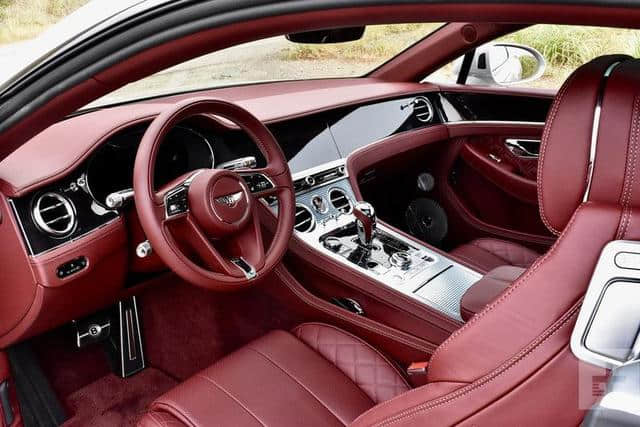 宾利欧陆GT V8试驾，舒适和速度的集合，能否称霸高端市场？