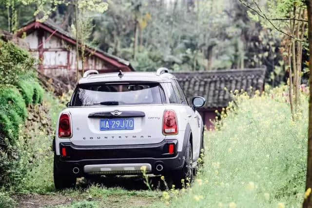 短测全新一代MINI COUNTRYMAN：很硬，非诚勿扰