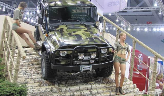 配置和路虎卫士差不多，但这款来自俄罗斯的越野车才卖14万！