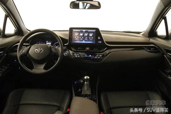 终于等到你！广汽丰田C-HR配置曝光，将推四款车型 6月23日上市