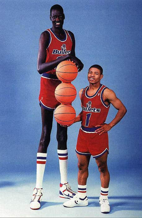 身高一米六的博格斯为何能在NBA中混得风生水起？