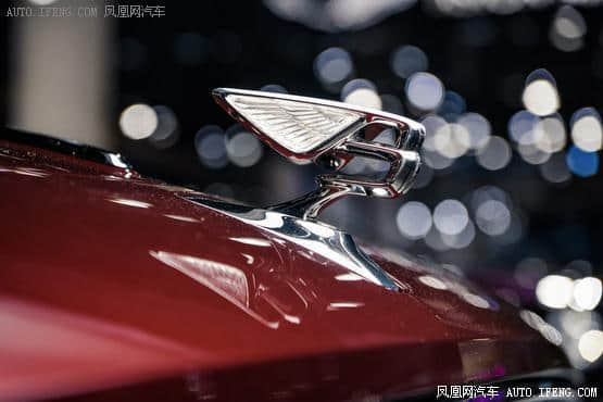 宾利全新飞驰首次在华亮相 全新欧陆GT成都车展首秀