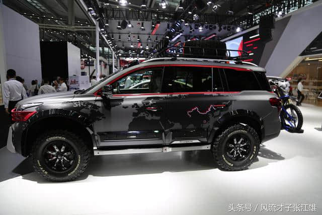 广汽传祺GS8，20万级别旗舰级豪华大7座SUV，车展实拍！