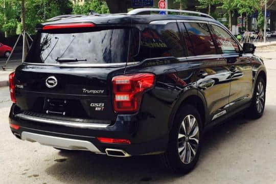 能与合资正面杠的大7座SUV，16万开卖的传祺GS8都有哪些优缺点？