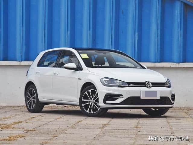 2019款两厢轩逸上市！起步9.99万搭1.6L配5MT+CVT，空间超高尔夫