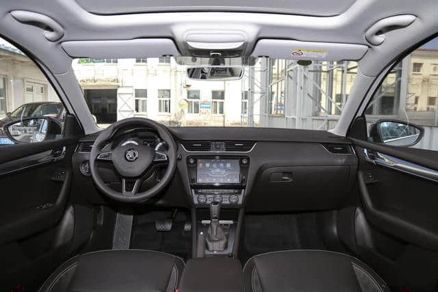 SUV的空间+轿车的操控，这4款15万级的旅行车总有一款适合你！