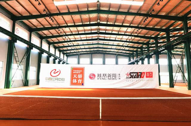 “罗兰.加洛斯”红土网球俱乐部在南昌、在长沙