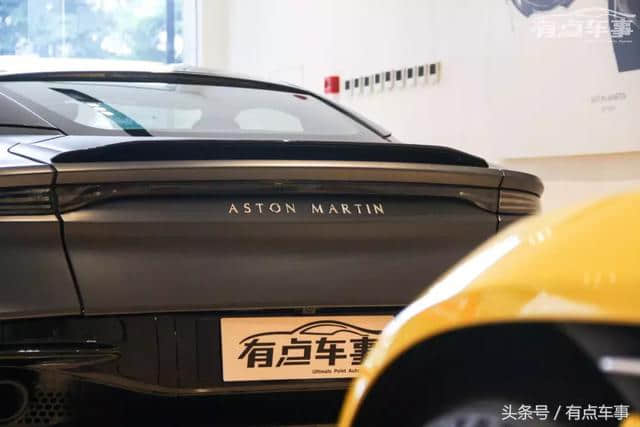 有史以来最快的阿斯顿马丁量产车，到店实拍DBS Superleggera