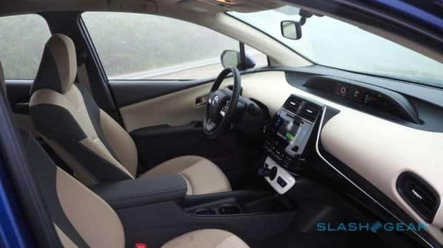 分享一些2016款Prius Two Eco汽车的驾驶经验！
