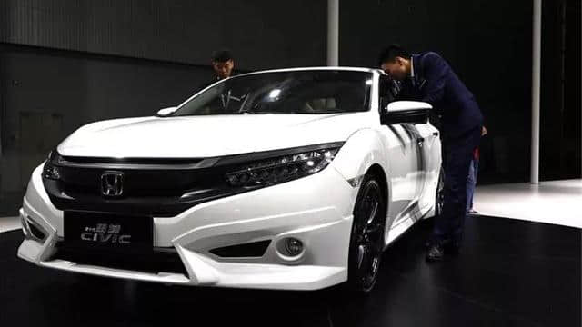 广州车展拒绝无用车机系统 体验思域Honda CONNECT便知分晓
