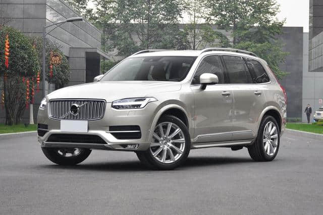 四十万出头预算想买豪华SUV，凯迪拉克XT6和沃尔沃XC90该选谁