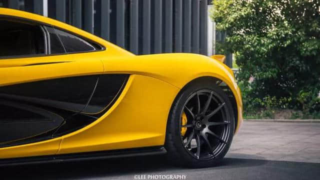 三大神车之一，迈凯伦McLaren P1