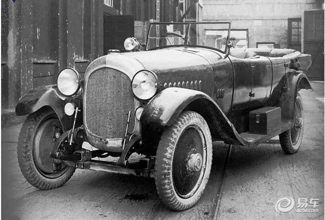 汽车博物馆：迈巴赫齐柏林——皇冠上的宝石