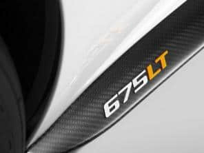 迈凯轮675LT官图发布 百公里加速2.9秒
