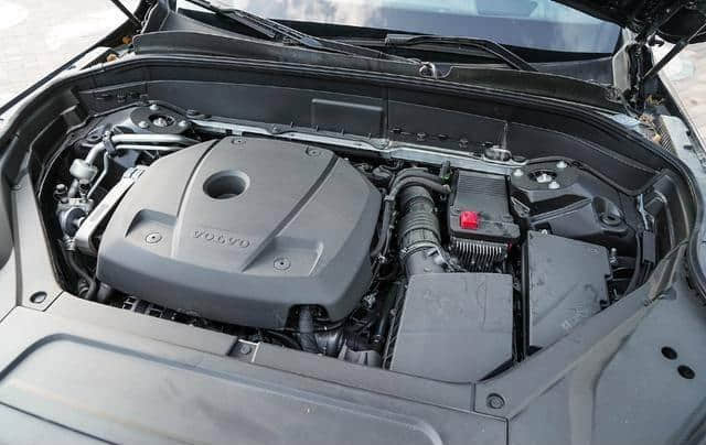 Volvo XC90彰显男人的典雅与稳重，沃尔沃的气质之美