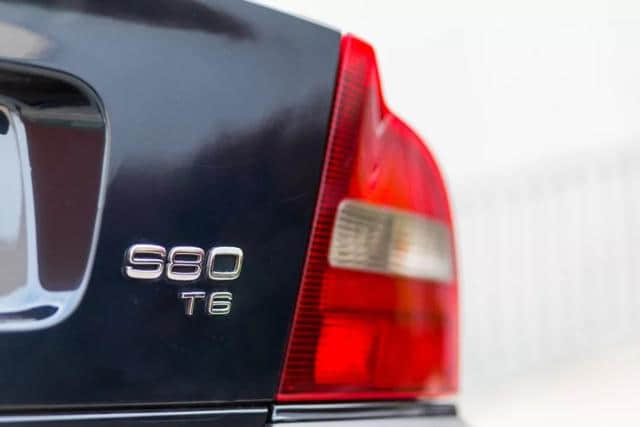 19年经典老车车况如新 沃尔沃S80四座旗舰版试驾体验