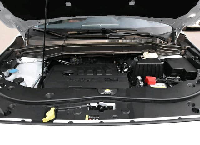 哈弗M6，最值得买的SUV，低配6.8万，配置“要啥有啥”