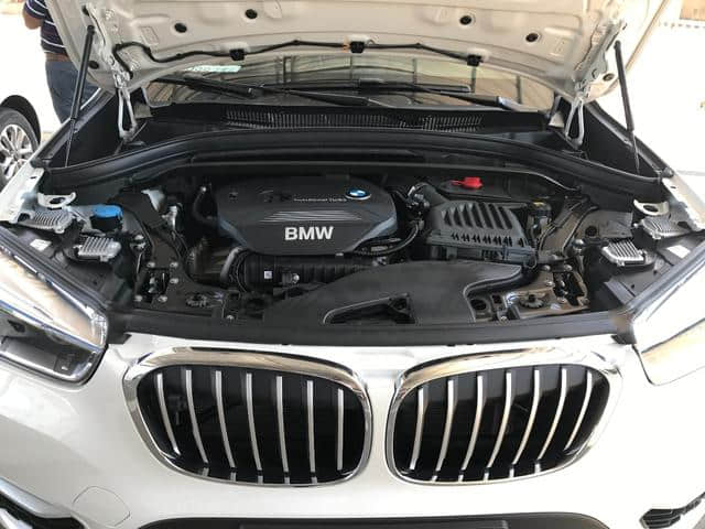 宝马X1 1.5T尊享版提车感受，车主：毕竟这是一辆BMW！