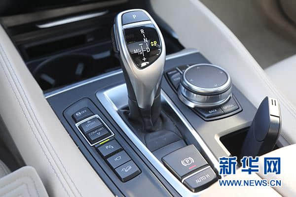 操控性更强 试驾2018款宝马X6 xDrive35i M运动豪华型