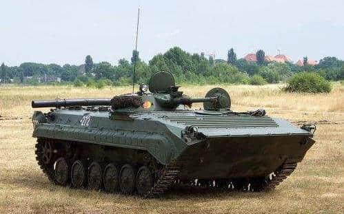 德国美洲豹步战车性能不错，但是研发价格飙升，采购量被迫减半