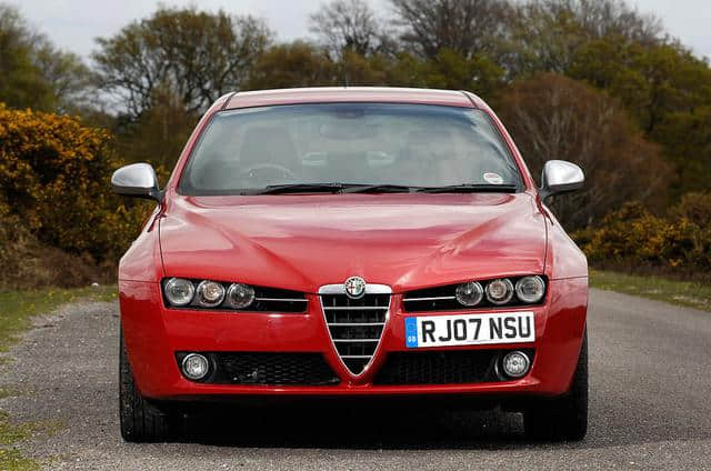 14款意大利生产过的超酷四门轿车 阿尔法罗密欧占据近一半榜单