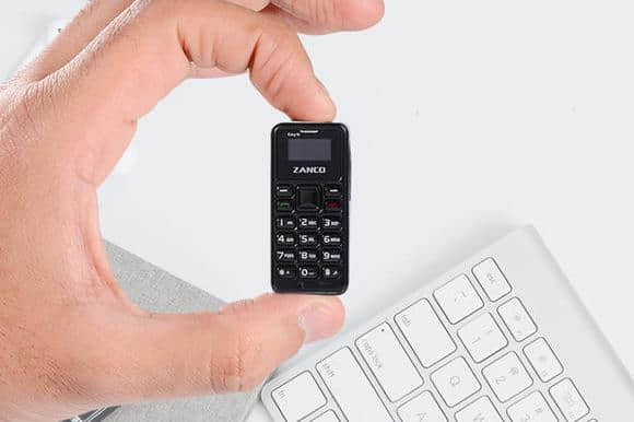 柯南同款变声器？最小迷你手机，能打电话还能变声！