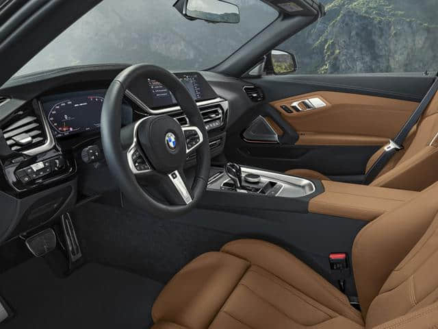 跑车BMWZ4-2019款 M40i，搭载250kW直列6缸发动机，8AT变速箱
