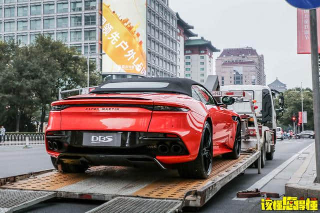 绝美英伦范——阿斯顿马丁DBS Superleggera Volante